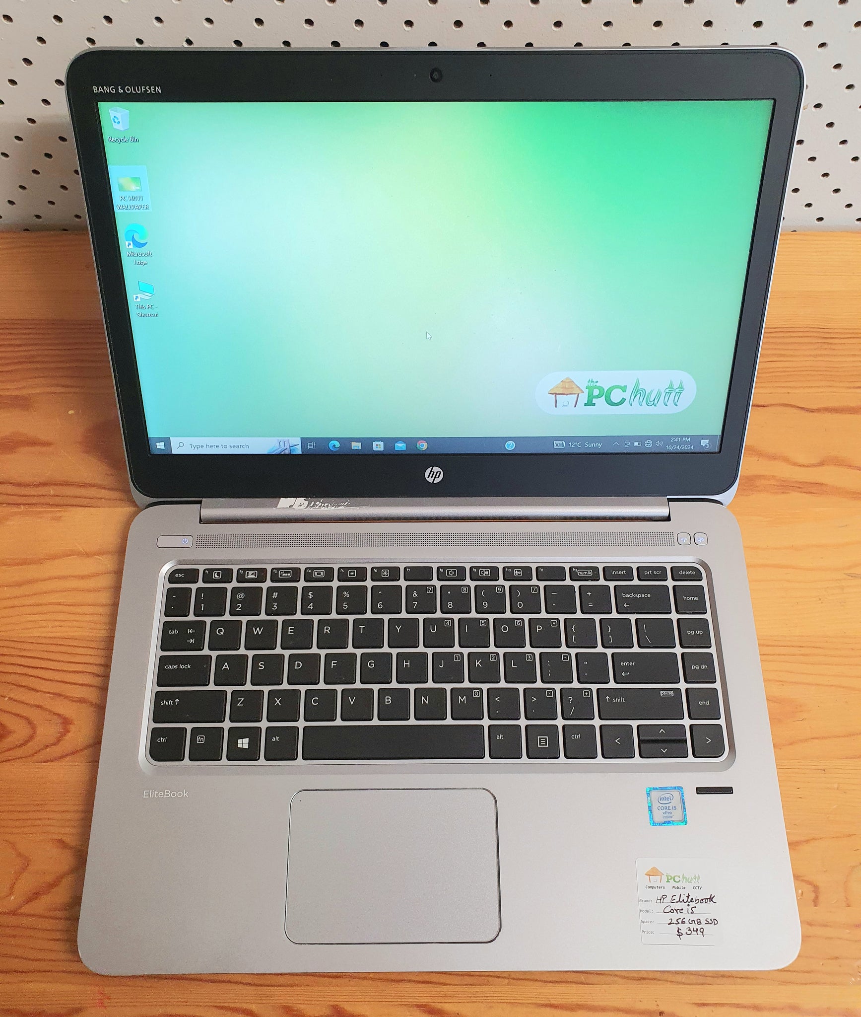 HP EliteBook Folio 1040 G3, Core i5-6300U, 256GB SSD, 8GB RAM, Pre-owned Laptop